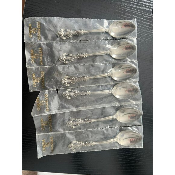 NIP Oneida Stainless | Vintage Set of 6 Spoons - Picture 1 of 8